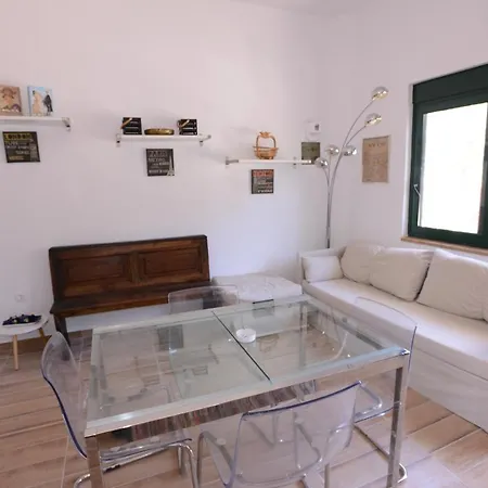 Petit Bijou Apartment *